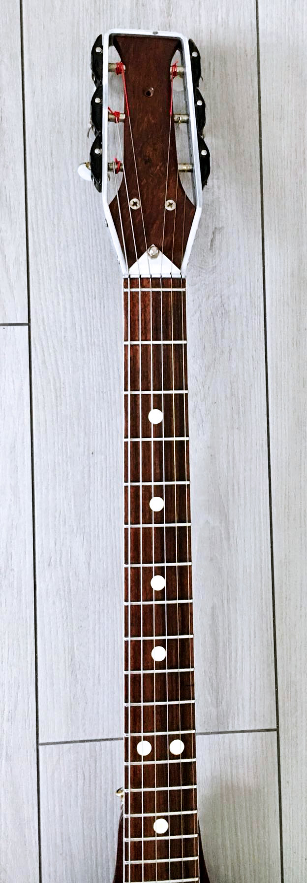 neckdot2_wandre_rock_6_classic_2_vintage