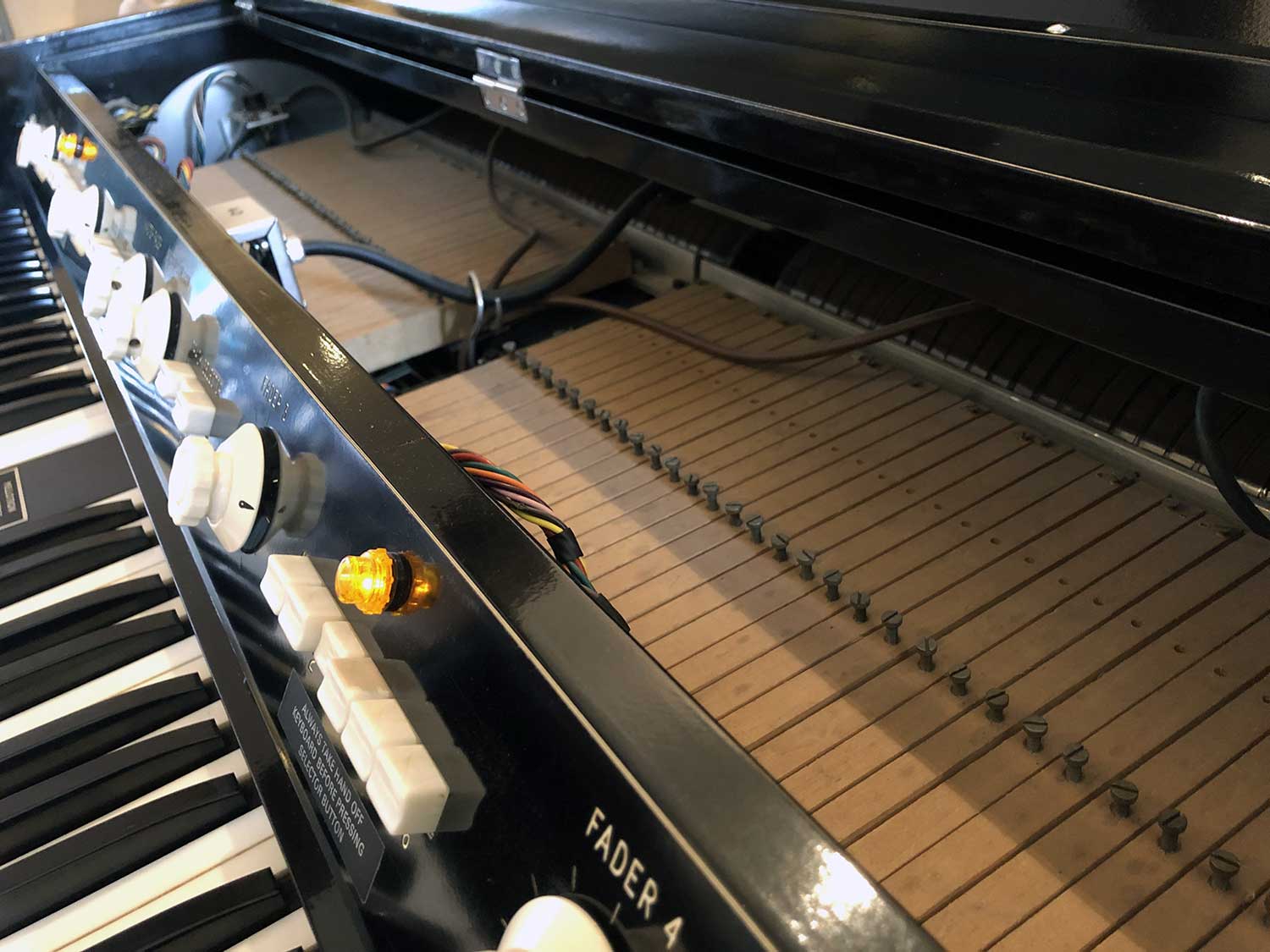 mkII8_mellotron_classic_2_vintage